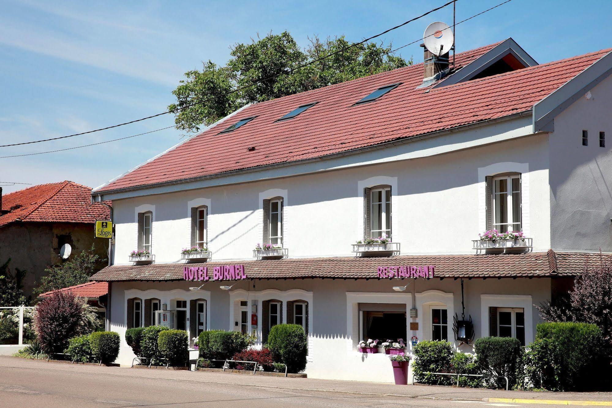 ホテル Logis Burnel Et La Cle Des Champs Rouvres-en-Xaintois エクステリア 写真